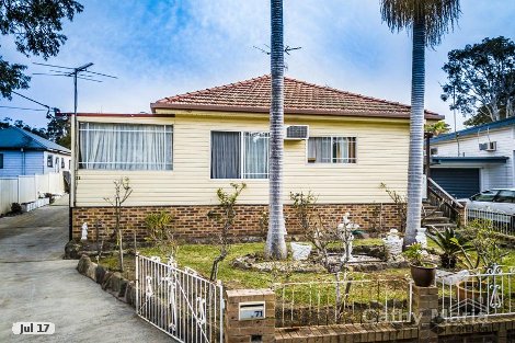 71 Warrina Ave, Summerland Point, NSW 2259