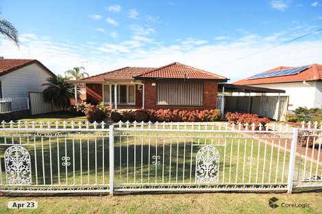 15 Wattle Ave, Macquarie Fields, NSW 2564