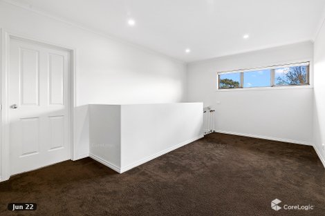 2/13 Rawlings Ave, Ferntree Gully, VIC 3156