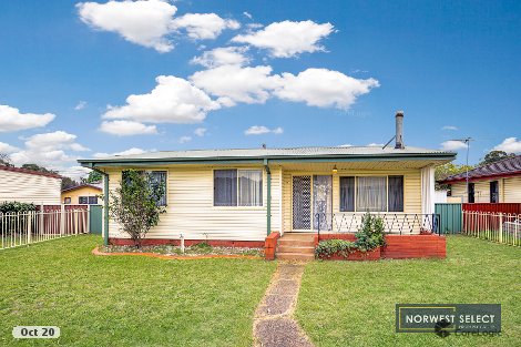 4 Kalgoorlie Pl, Cartwright, NSW 2168