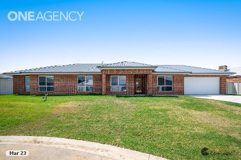 8 House Ct, Tangambalanga, VIC 3691