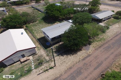 2 Marathon St, Hughenden, QLD 4821