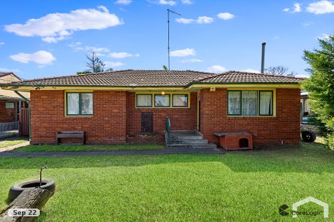 9 Lingayen Ave, Lethbridge Park, NSW 2770