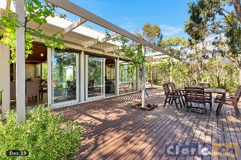 42 Howqua Point Rd, Howqua Inlet, VIC 3723