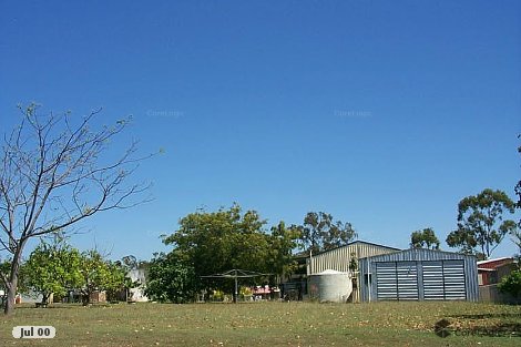 4 Johnson Ave, Seaforth, QLD 4741