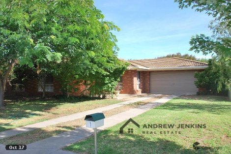 1 Hiles Ct, Tocumwal, NSW 2714