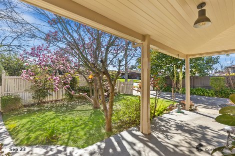 3 Lovick Ave, Mansfield, VIC 3722