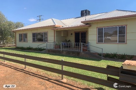 18 West St, Trundle, NSW 2875