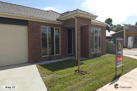 8 Cloverfields Cres, Epsom, VIC 3551