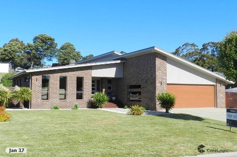 35 Berkshire Pde, Penguin, TAS 7316