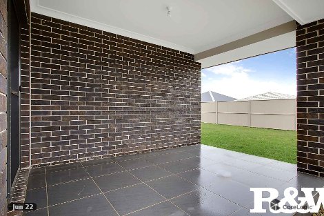 6 Dutton St, Spring Farm, NSW 2570