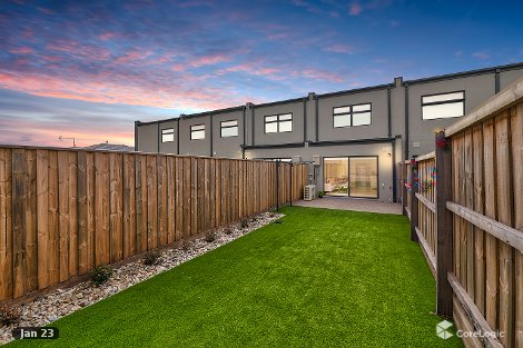 7b Thoroughbred Dr, Clyde North, VIC 3978