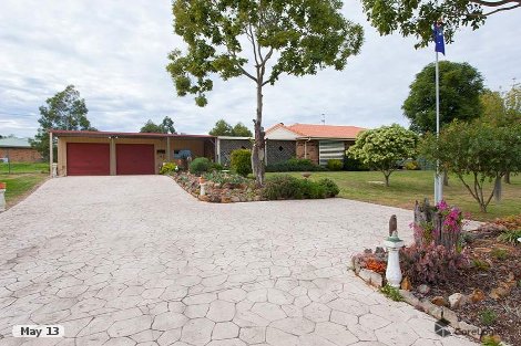 20 Lake Dr, Meringandan, QLD 4352