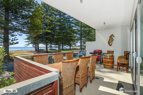 3/2-5 Flinders Pde, Victor Harbor, SA 5211