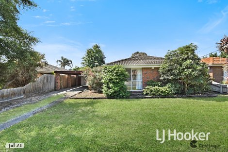 9 Evelyne Ave, Cranbourne, VIC 3977