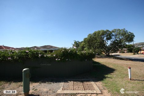 2 Williams Ave, Hackham West, SA 5163