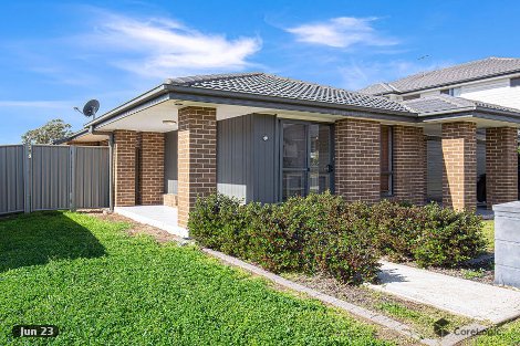 40 Jubilee Cct, Rosemeadow, NSW 2560