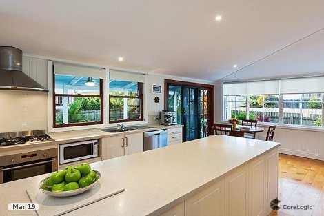 18 Queens Rd, Clayfield, QLD 4011