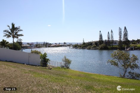 21 Ipsley Dr, Broadbeach Waters, QLD 4218