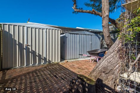 4 Paulas Way, Little Grove, WA 6330