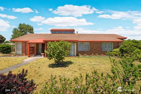 17 Hazelwood Ave, Cranbourne North, VIC 3977