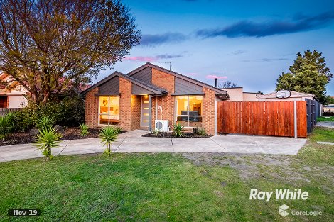 12 Lupin Ct, Cranbourne North, VIC 3977