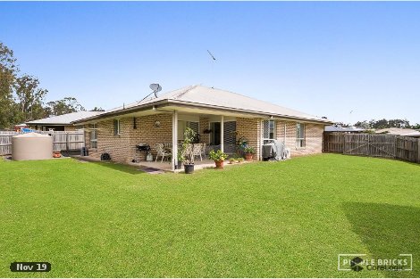 4 Grosvenor Ct, Southside, QLD 4570