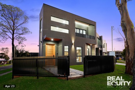 1 Ingoola Cl, Moorebank, NSW 2170