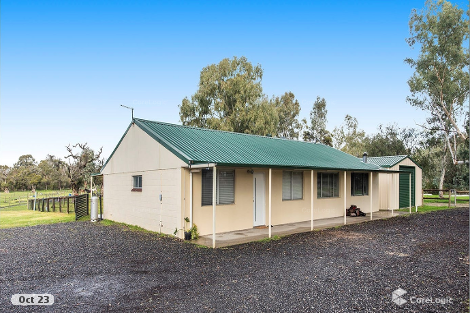 70 Boomerang Rd, Oldbury, WA 6121