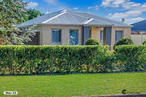 76 Martin St, Dunkeld, VIC 3294