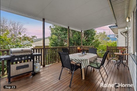 6 Eversleigh Rd, Scarborough, QLD 4020