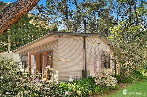 40 Taylor Ave, Wentworth Falls, NSW 2782