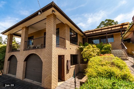 32 Centre Ave, Eildon, VIC 3713