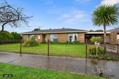 8 Roscrea Rd, Melton, VIC 3337