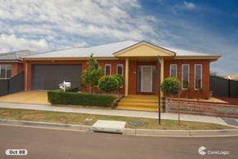 15 Belvoir Gdns, Derrimut, VIC 3026