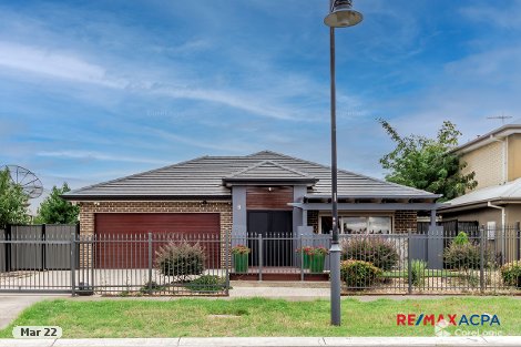 8 Cinnamon Gr, Point Cook, VIC 3030