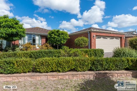 7 Foxglove Ct, Cranbourne North, VIC 3977