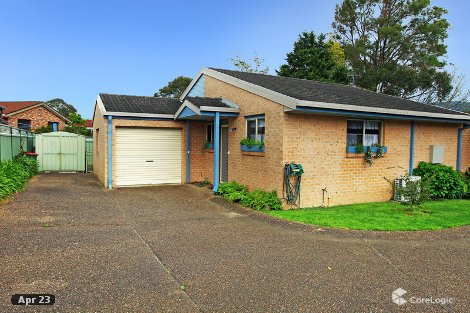 4/5 Waroo Pl, Bomaderry, NSW 2541