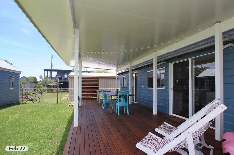 17 Honeysuckle St, Brooms Head, NSW 2463