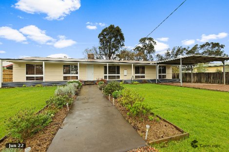 38 Railway Ave, Bunyip, VIC 3815