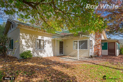 9 Drummond St, Eskdale, VIC 3701