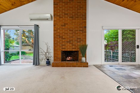 22 Shrubby Walk, Croydon South, VIC 3136