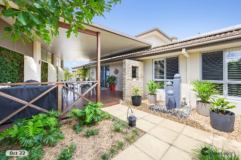 7 Namatjira St, Paradise Point, QLD 4216