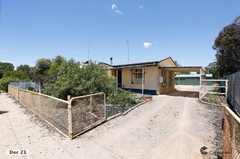 3 Sixth St, Snowtown, SA 5520