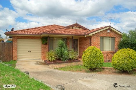 10 Osburn Pl, St Helens Park, NSW 2560