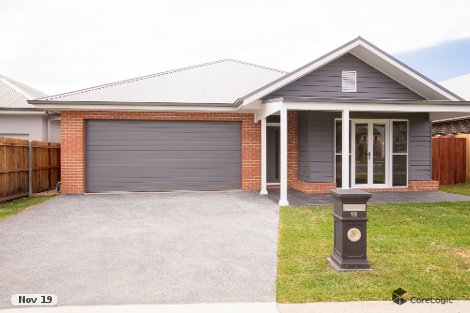 19 Toolijooa St, Tullimbar, NSW 2527