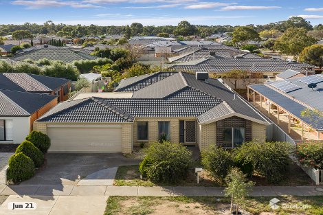 11 Greenview Cct, Epsom, VIC 3551