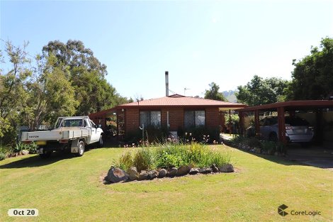 62 Lockhart St, Adelong, NSW 2729