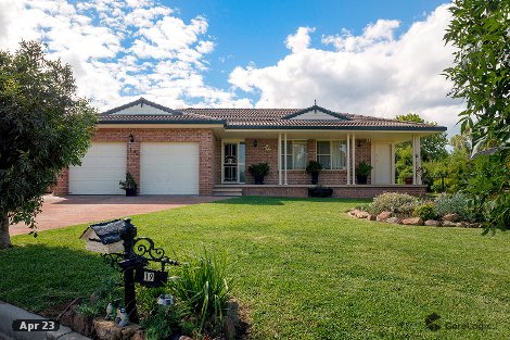 19 Banjos Cct, Hillvue, NSW 2340