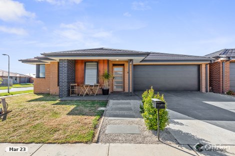 39 Cherokee Pde, Clyde, VIC 3978